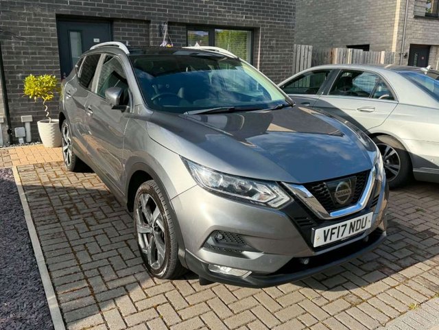 View our NISSAN QASHQAI