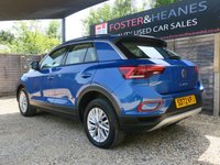 USED 2022 72 VOLKSWAGEN T-ROC 1.5 TSI Life SUV 5dr Petrol Manual Euro 6 (s/s) (150 ps) LOW MILEAGE, CARPLAY, ONE OWNER