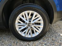 USED 2022 72 VOLKSWAGEN T-ROC 1.5 TSI Life SUV 5dr Petrol Manual Euro 6 (s/s) (150 ps) LOW MILEAGE, CARPLAY, ONE OWNER