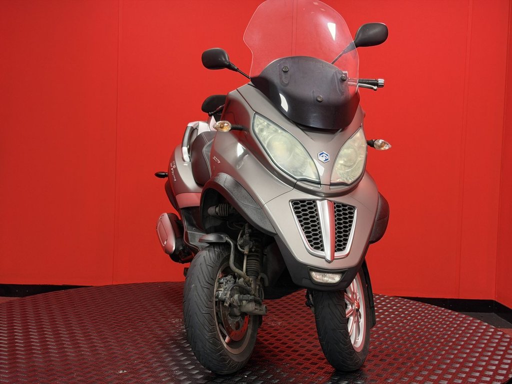 USED 2012 62 PIAGGIO MP3 300 TRADE BIKES AT TRADE PRICES RIDE ON CAR LICENCE