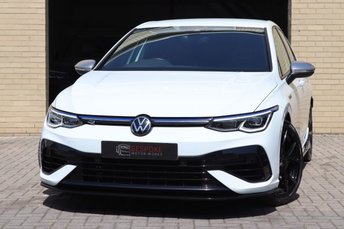2024 VOLKSWAGEN GOLF