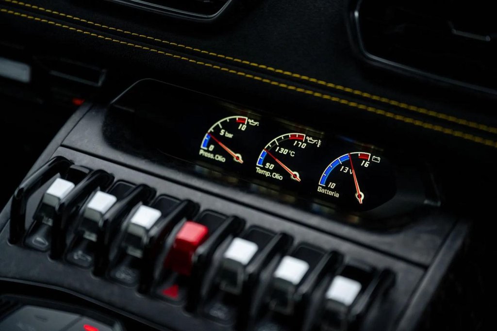 USED 2017 LAMBORGHINI HURACAN 5.2 V10 LP 640-4 Performante Coupe 2dr Petrol LDF 4WD Euro 6 (s/s) (640 ps) FRONT LIFT / CARBON BUCKETS