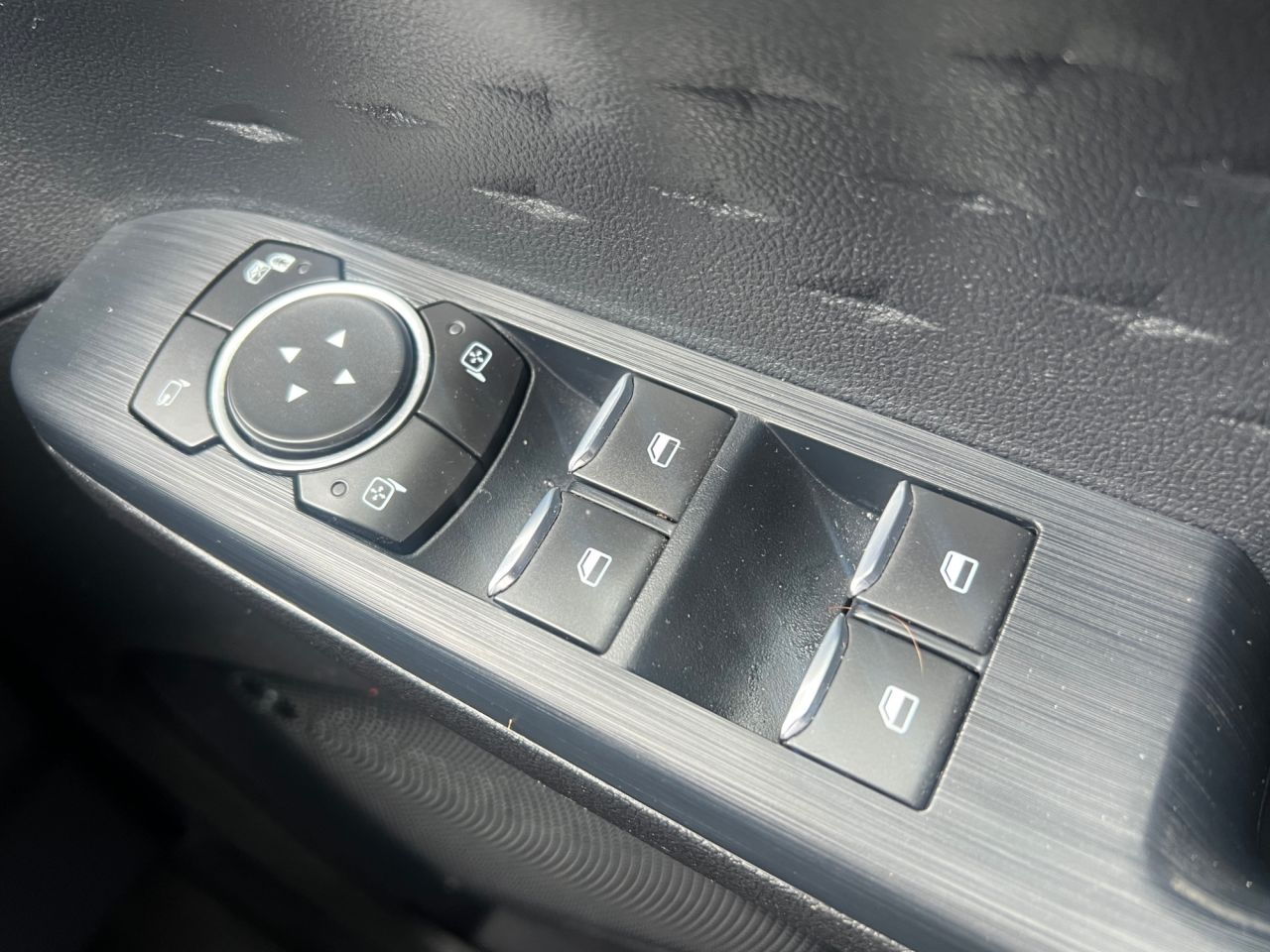 2020 FORD KUGA 2.0 EcoBlue MHEV ST-Line SUV 5dr Diesel Manual Euro 6 (s/s) (150 ps) - vehicle photo 21 for sale on PureCar