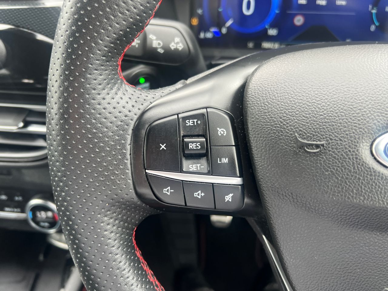 2020 FORD KUGA 2.0 EcoBlue MHEV ST-Line SUV 5dr Diesel Manual Euro 6 (s/s) (150 ps) - vehicle photo 13 for sale on PureCar