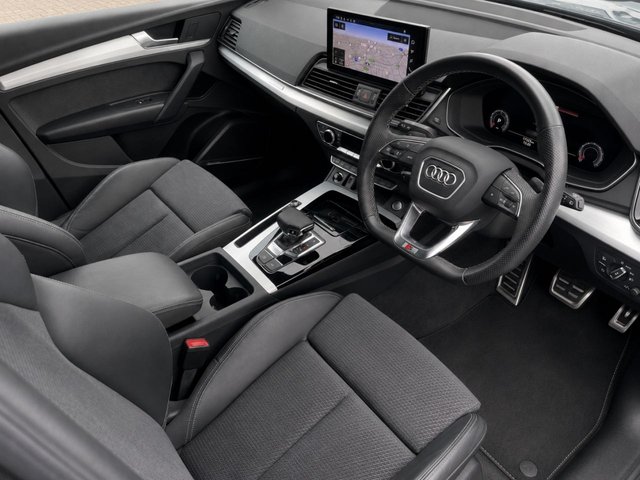 View our AUDI Q5