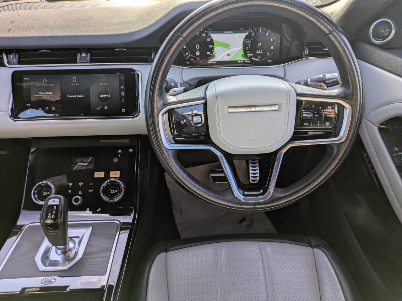 2021 LAND ROVER RANGE ROVER EVOQUE 1.5 P300e 12.2kWh R-Dynamic HSE SUV 5dr Petrol Plug-in Hybrid Auto 4WD Euro - vehicle photo 7 for sale on PureCar