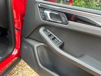 USED 2021 71 PORSCHE MACAN 2.9T V6 S SUV 5dr Petrol PDK 4WD Euro 6 (s/s) (380 ps) FABULOUS SPEC/PANROOF/GREAT COLOUR