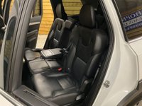 USED 2016 16 VOLVO XC90 2.0 D5 Momentum SUV 5dr Diesel Geartronic 4WD Euro 6 (s/s) (225 ps) 