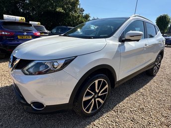 View our Nissan Qashqai