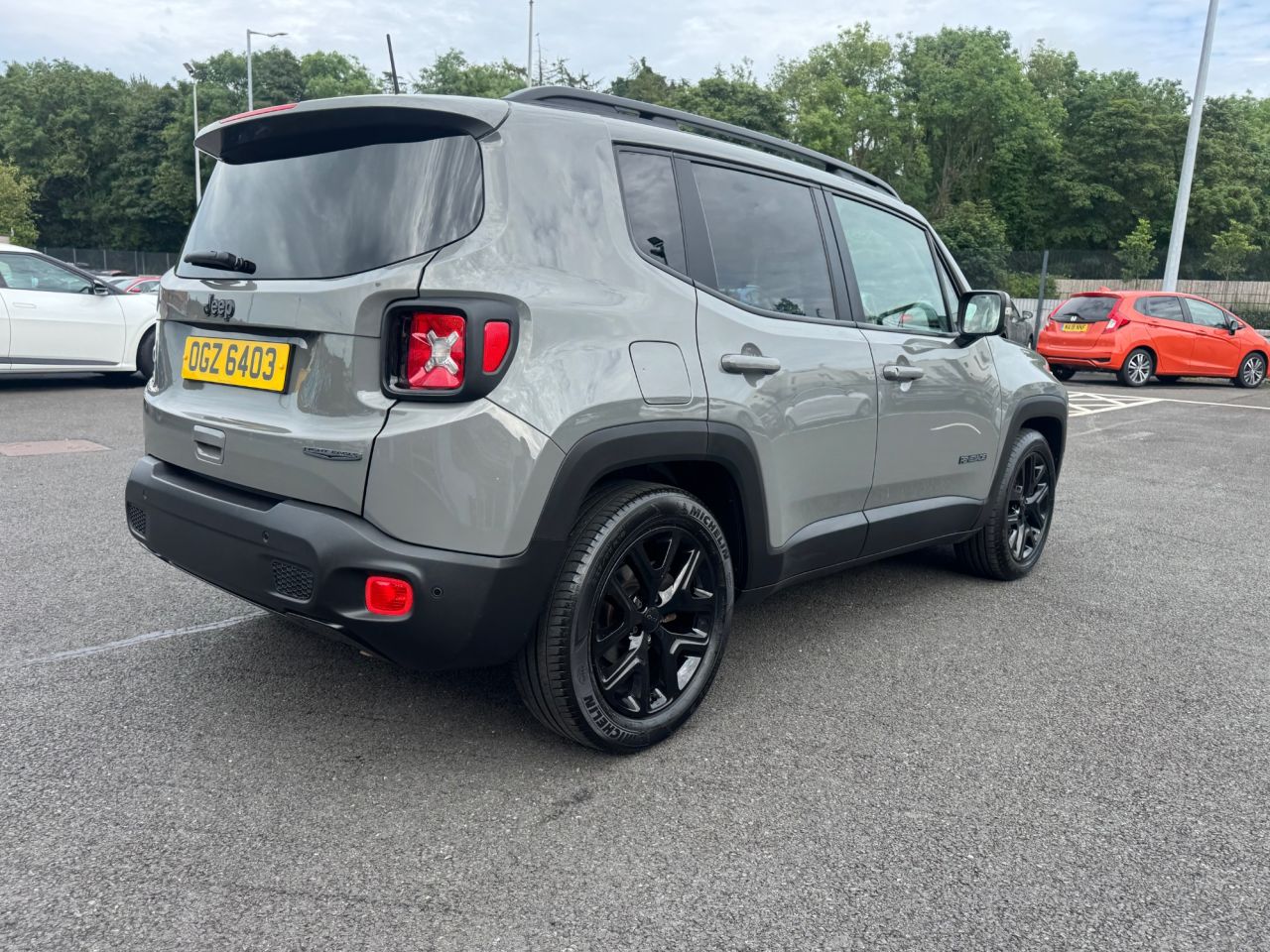 2019 JEEP RENEGADE 1.3 GSE T4 Night Eagle SUV 5dr Petrol DDCT Euro 6 (s/s) (150 ps) - vehicle photo 5 for sale on PureCar