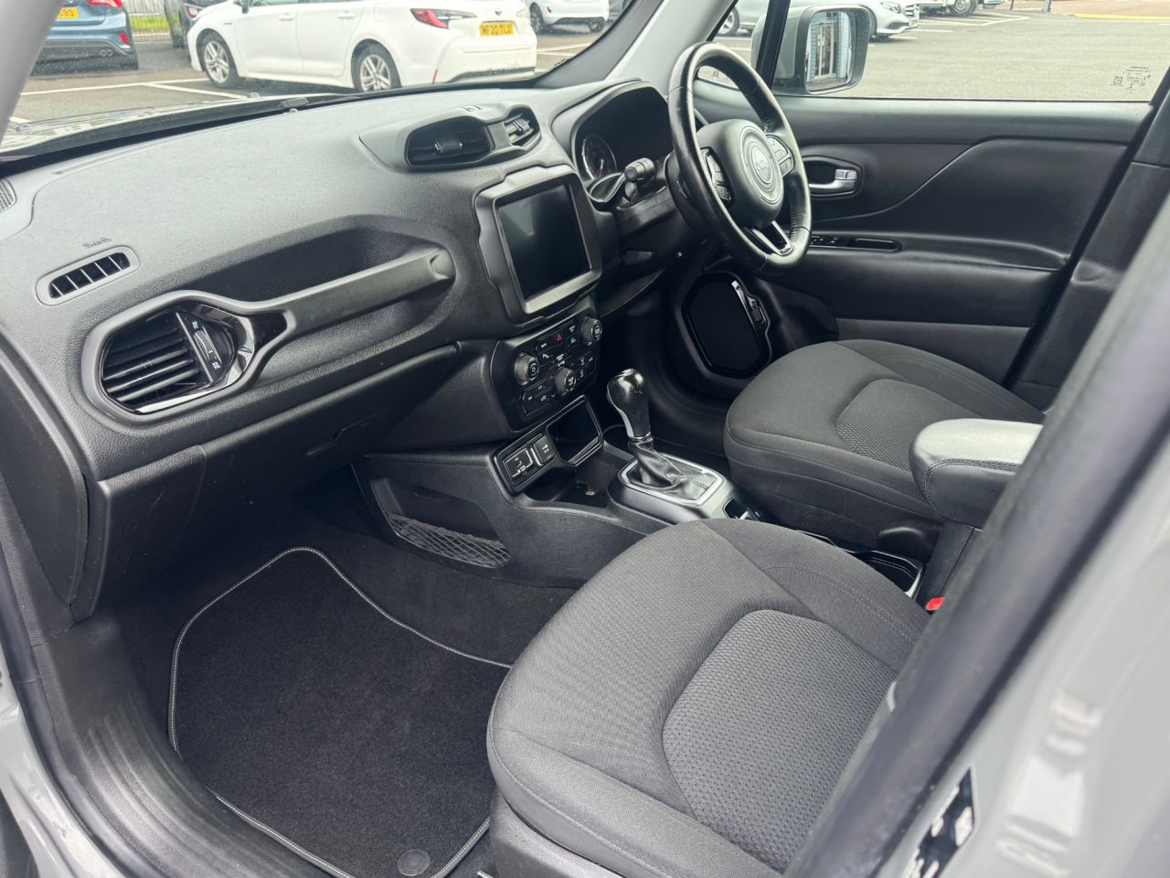 2019 JEEP RENEGADE 1.3 GSE T4 Night Eagle SUV 5dr Petrol DDCT Euro 6 (s/s) (150 ps) - vehicle photo 18 for sale on PureCar