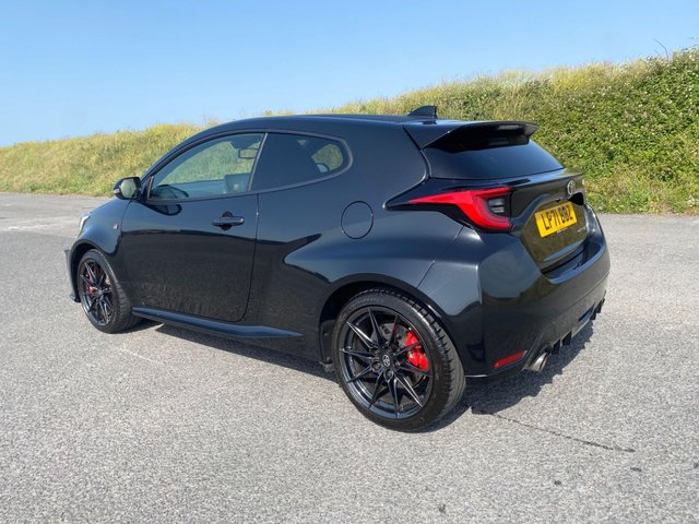 View our TOYOTA YARIS
