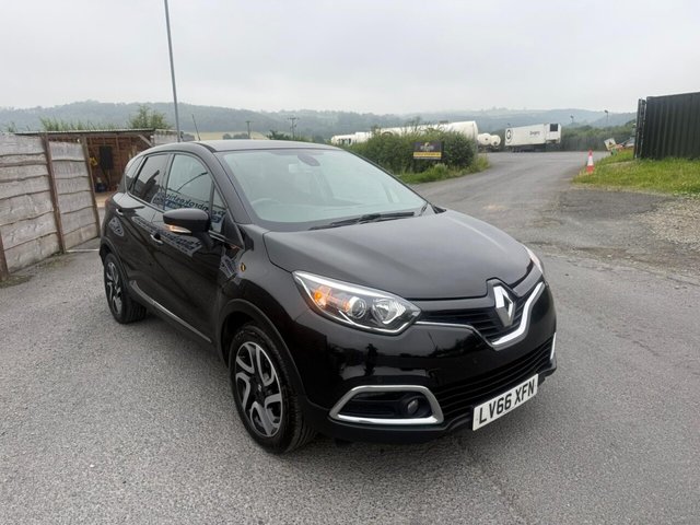 View our RENAULT CAPTUR