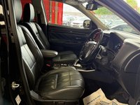 USED 2017 67 MITSUBISHI OUTLANDER 2.0h 12kWh 5hs SUV 5dr Petrol Plug-in Hybrid CVT 4WD Euro 6 (s/s) (200 ps) 
