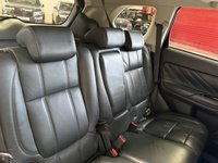 USED 2017 67 MITSUBISHI OUTLANDER 2.0h 12kWh 5hs SUV 5dr Petrol Plug-in Hybrid CVT 4WD Euro 6 (s/s) (200 ps) 
