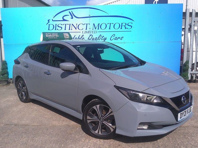 View our NISSAN LEAF