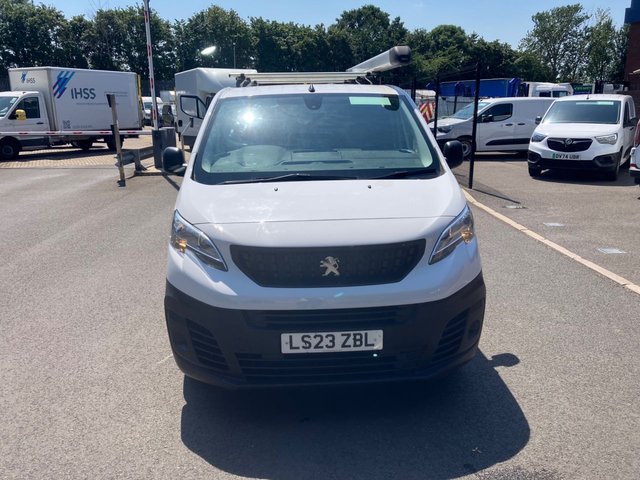 View our PEUGEOT EXPERT
