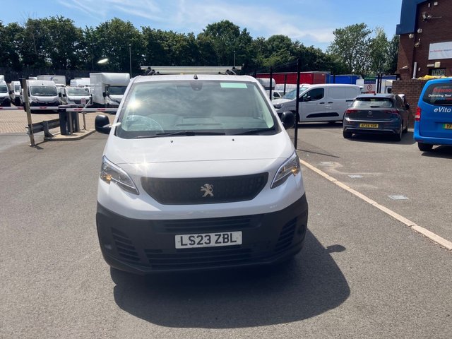 View our PEUGEOT EXPERT