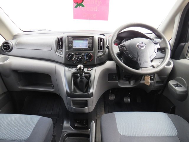 View our NISSAN NV200