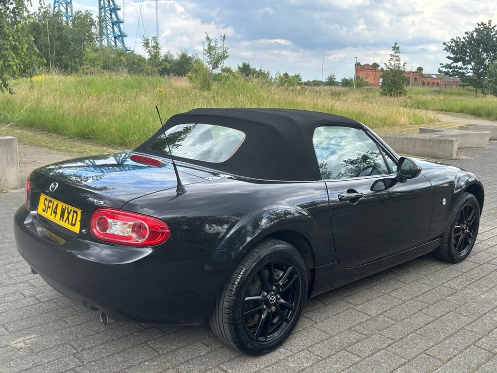 2014 Mazda MX-5 thumbnail 9