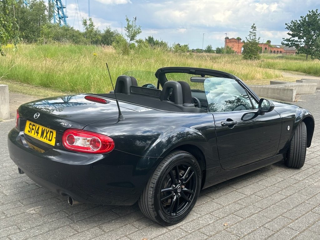 2014 Mazda MX-5 thumbnail 24
