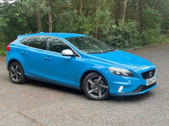 View our VOLVO V40