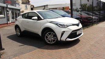 2023 TOYOTA C-HR