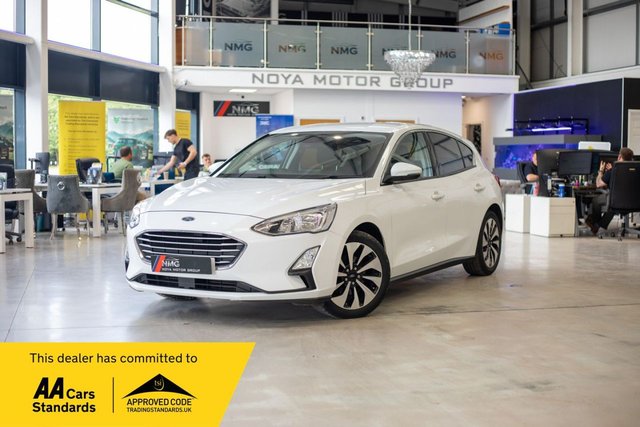 View our Ford Focus 1.0T EcoBoost Zetec Hatchback 5dr Petrol Manual Euro 6 (s/s) (100 ps)