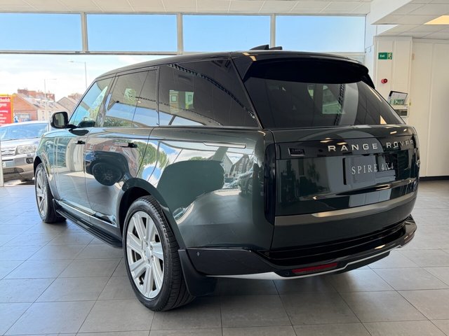 View our LAND ROVER RANGE ROVER