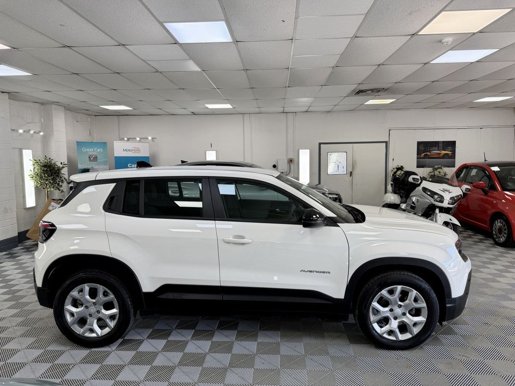USED 2024 74 JEEP Avenger 1.2 Altitude SUV 5dr Petrol Manual Euro 6 (s/s) (100 ps) 