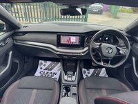 USED 2022 71 SKODA OCTAVIA 1.4 TSI iV 13kWh vRS Estate 5dr Petrol Plug-in Hybrid DSG Euro 6 (s/s) (245 ps) PAN ROOF+1 OWNER+FSSH+BARGAIN