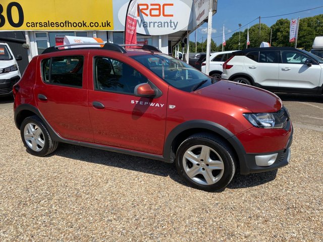 View our DACIA SANDERO STEPWAY