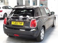 USED 2020 69 MINI HATCH 1.5 Cooper Classic Hatchback 5dr Petrol Steptronic Euro 6 (s/s) (136 ps) NAV-HTD SEATS-CAMERA-CARPLAY