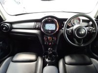 USED 2020 69 MINI HATCH 1.5 Cooper Classic Hatchback 5dr Petrol Steptronic Euro 6 (s/s) (136 ps) NAV-HTD SEATS-CAMERA-CARPLAY
