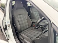 USED 2021 21 VOLKSWAGEN GOLF 2.0 TDI GTD Hatchback 5dr Diesel DSG Euro 6 (s/s) (200 ps) 