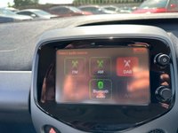 USED 2018 68 TOYOTA AYGO 1.0 VVT-i x-play Hatchback 5dr Petrol Manual Euro 6 (71 ps) Mot 9th May 2027, + Full Service History, 8 Stamps, + 2 Previous Owners, last keeper 2021, + 3 Months Warranty, + ULEZ compliant, + 68 MPG, + Group 7 insurance, + Rear camera, + DAB touchscreen multimedia, + Bluetooth, + USB connection, + Air con, + Hill control assist, + Daytime running lights, + Electric front windows/mirrors, + Isofix
