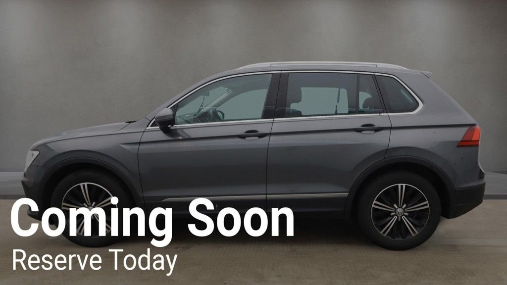 USED 2017 17 VOLKSWAGEN TIGUAN 2.0 TDI BlueMotion Tech SE SUV 5dr Diesel Manual Euro 6 (s/s) (150 ps) SERVICE HISTORY + 2 KEYS