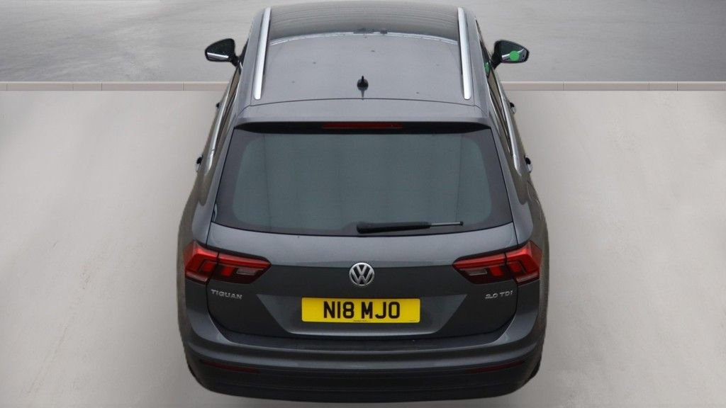 USED 2017 17 VOLKSWAGEN TIGUAN 2.0 TDI BlueMotion Tech SE SUV 5dr Diesel Manual Euro 6 (s/s) (150 ps) SERVICE HISTORY + 2 KEYS