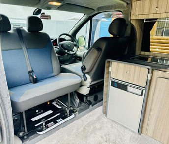 View our RENAULT TRAFIC