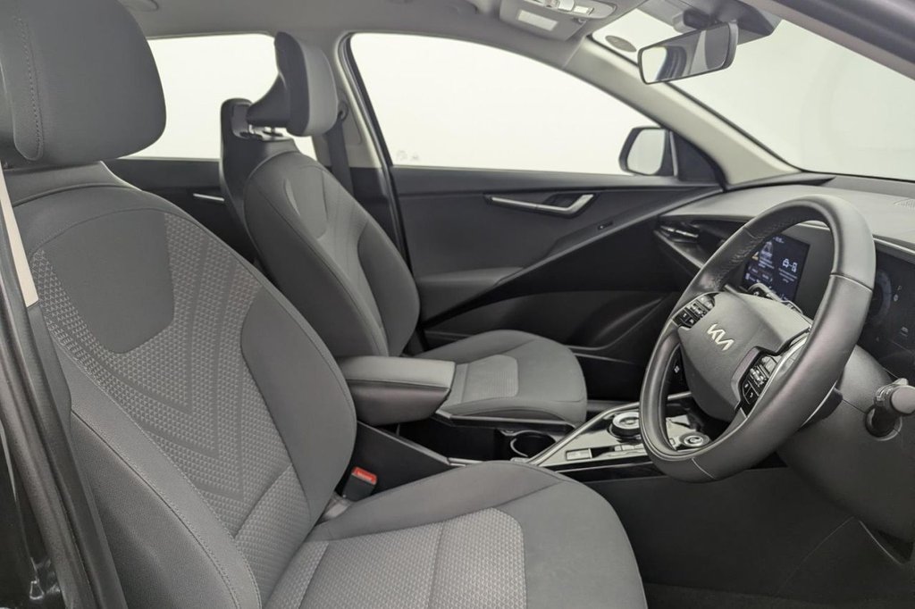 USED 2023 23 KIA NIRO 64.8kWh 2 SUV 5dr Electric Auto (201 bhp) Car Play, Keyless, Rear Camera