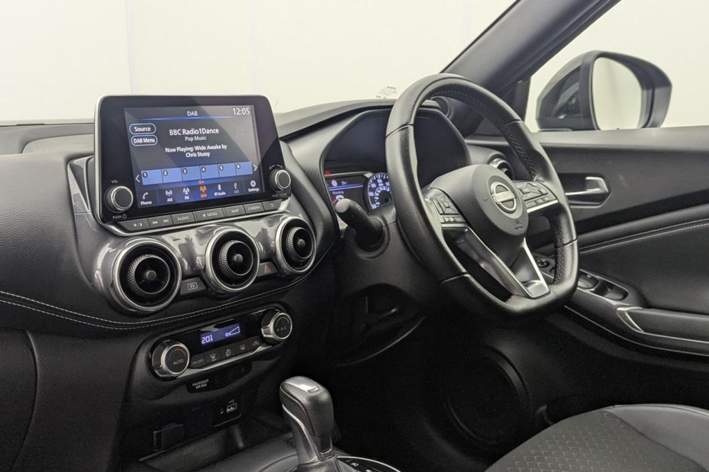 USED 2024 24 NISSAN JUKE 1.6 N-Connecta SUV 5dr Petrol Hybrid Auto Euro 6 (143 ps) Camera, Sat Nav, 17" Alloys
