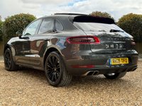 USED 2016 PORSCHE MACAN 3.6T V6 Turbo SUV 5dr Petrol PDK 4WD Euro 6 (s/s) (400 ps) 