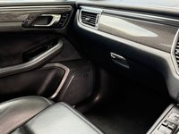 USED 2016 PORSCHE MACAN 3.6T V6 Turbo SUV 5dr Petrol PDK 4WD Euro 6 (s/s) (400 ps) 