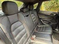 USED 2016 PORSCHE MACAN 3.6T V6 Turbo SUV 5dr Petrol PDK 4WD Euro 6 (s/s) (400 ps) 