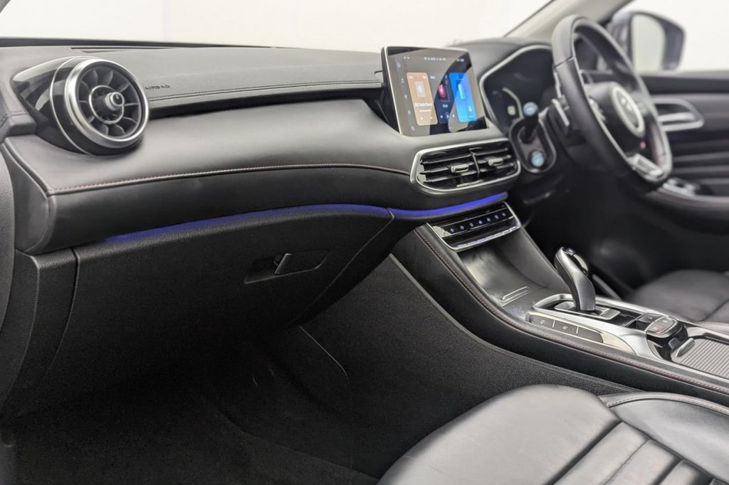 USED 2024 24 MG MG HS 1.5 T-GDI Trophy SUV 5dr Petrol DCT Euro 6 (s/s) (162 ps) Car Play, Keyless, Rear Camera