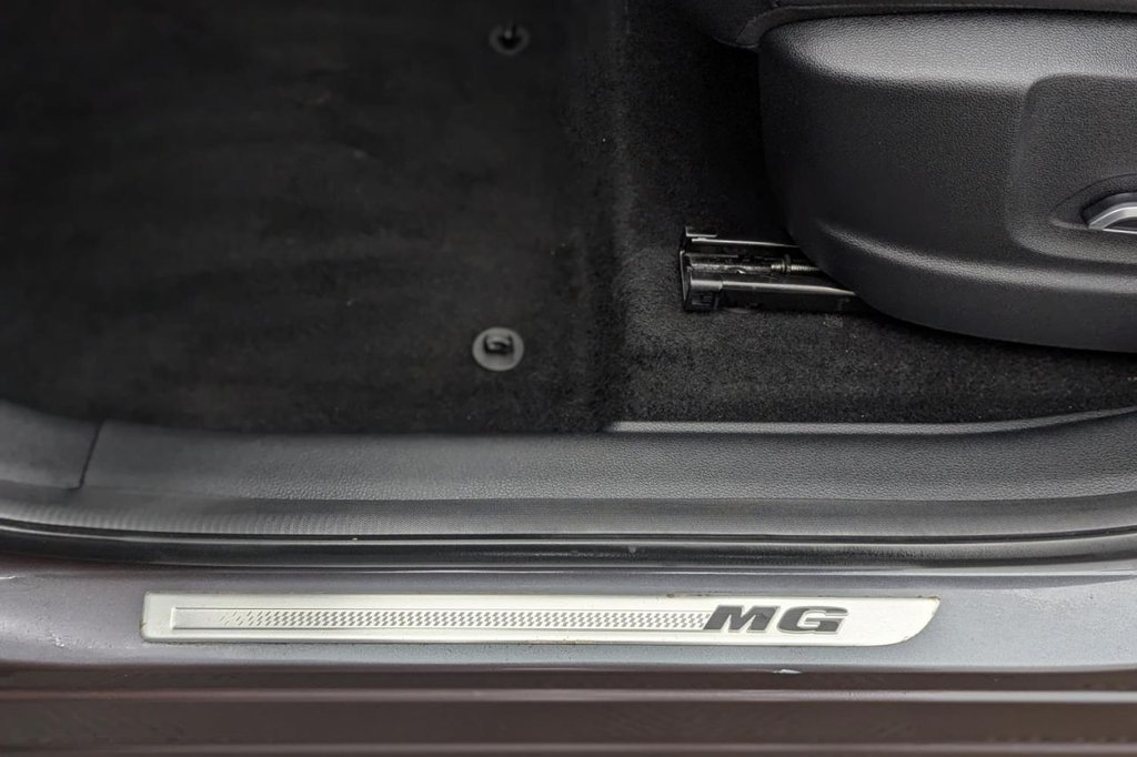 USED 2024 24 MG MG HS 1.5 T-GDI Trophy SUV 5dr Petrol DCT Euro 6 (s/s) (162 ps) Car Play, Keyless, Rear Camera