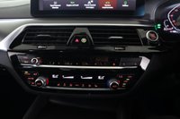 USED 2021 71 BMW 5 SERIES 2.0 520d MHT M Sport Steptronic Euro 6 (s/s) 4dr Reverse Camera, Heated Seats,