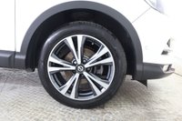 USED 2019 69 NISSAN QASHQAI 1.3 DIG-T N-Connecta SUV 5dr Petrol Manual Euro 6 (s/s) (140 ps) Panoramic  Roof, 360 Camera,