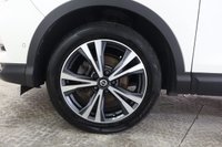 USED 2019 69 NISSAN QASHQAI 1.3 DIG-T N-Connecta SUV 5dr Petrol Manual Euro 6 (s/s) (140 ps) Panoramic  Roof, 360 Camera,