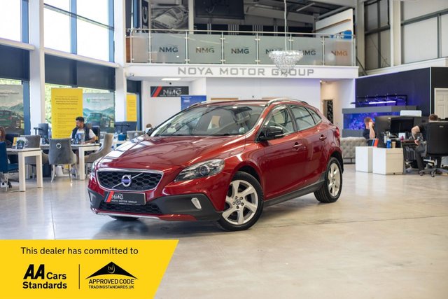 View our Volvo V40 Cross Country range